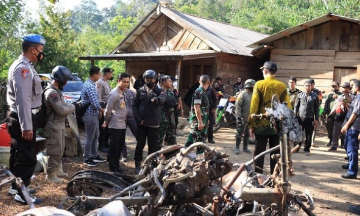 Polres Jember Ungkap Komplotan Pelaku Penjarahan dan Pembakaran Rumah Warga