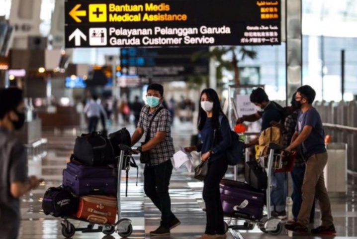 Sejumlah Negara Longgarkan WNA Masuk, RI? 