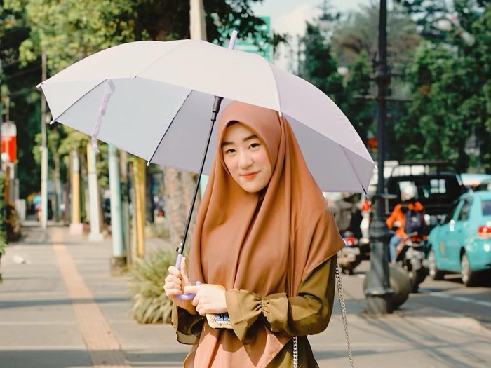  Larissa Chou Tak Keberatan Anaknya, Panggil Bunda Henny ke Istri Baru Alvin