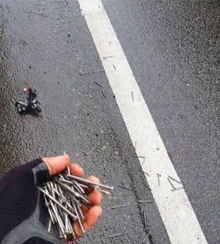 Akhir Petualangan Penebar Paku Jalan Gatot soebroto Hingga Cawang 