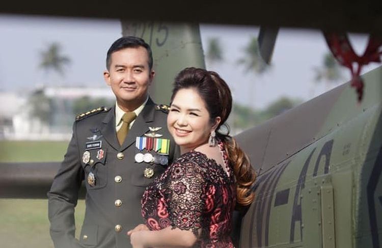Lima Bulan Berkenalan, Joy Tobing Kini Sudah Sah Menjadi Istri Kolonel