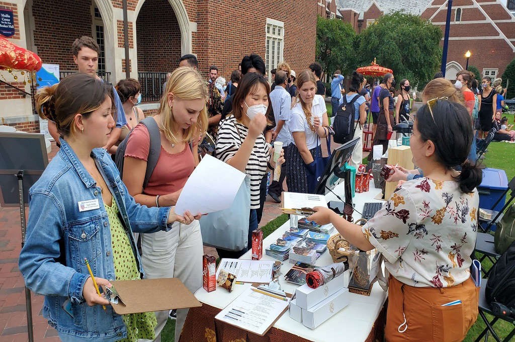 KBRI Washington DC Gelar “Indonesia Day and Cultural Fair” Memperkenalkan Kuliner dan Kebudayaan Indonesia Kepada Masyarakat Virginia