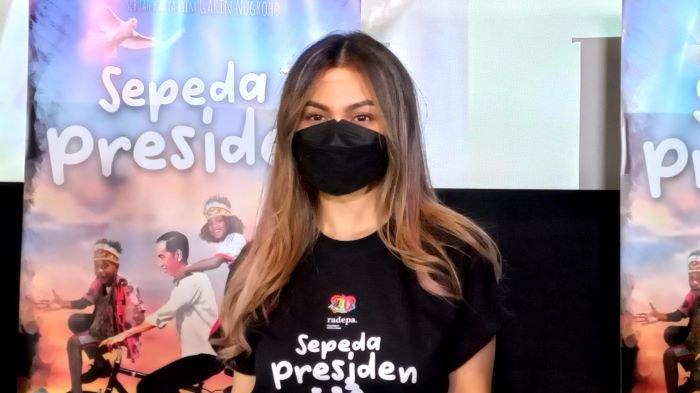 Ariel Tatum, Demi Peran Sepeda Presiden Rela Rubah Warna Rambut