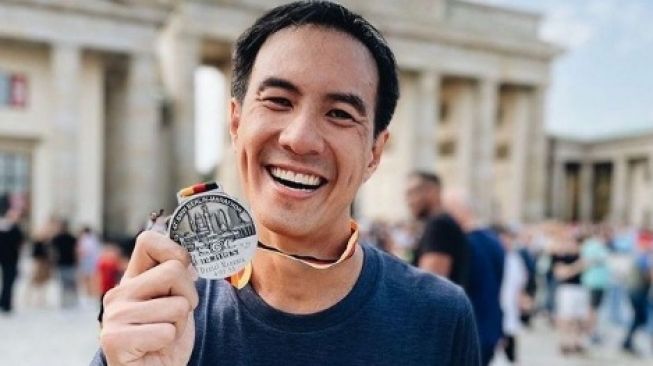 Daniel Mananta, Pecahkan Rekor Pribadi di Ajang Berlin Marathon
