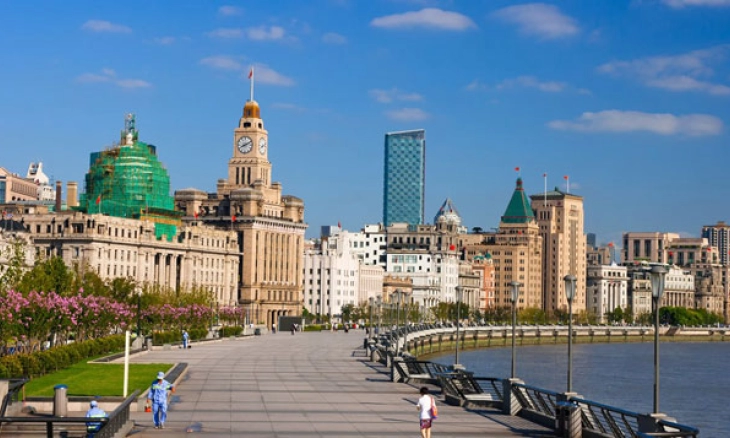 China Melonggarkan Aturan Masuk untuk Turis Asing