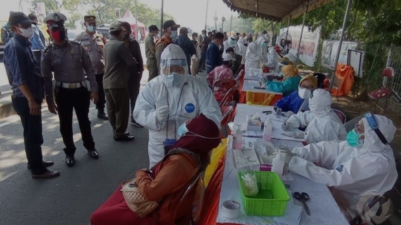 Keren! Indonesia Bebas Zona Merah Covid-19