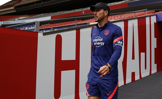 Meskipun Simpati Kepada Koeman, Simeone Tetap Ingin Kalahkan Barca