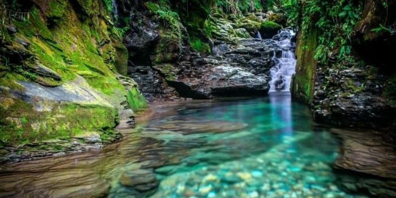 Keasrian Curug Balong Endah Bogor yang Menyegarkan