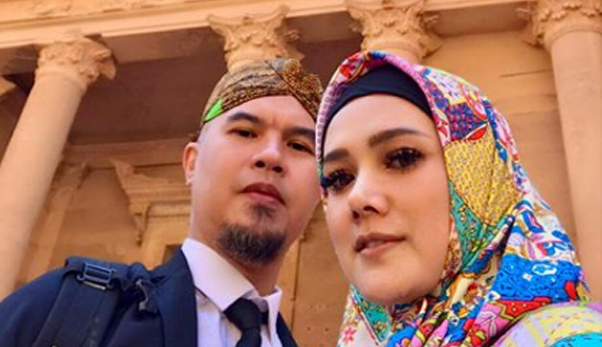 Tahu Kondisi Ahmad Dhani, Mulan Jameela Bantu Biayai Janda Korban Kecelakaan Dul