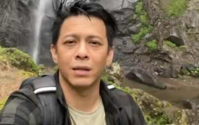 Ariel Noah Kunjungi Curug Cibareubeuy Ciater, Warga Subang Heboh.