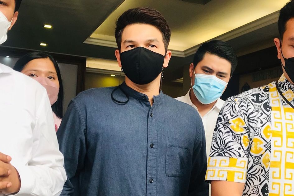 Ijonk Bantah Tuduhan Dhena yang Menyebutnya Berselingkuh