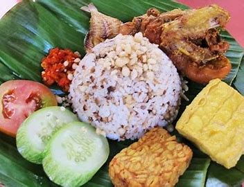 Harus Cicipin! Enaknya Nasi Tutug Oncom Bumbu Sunda di Pamulang
