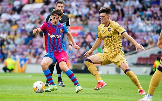 The Reds Lirik Anak Ajaib Barcelona