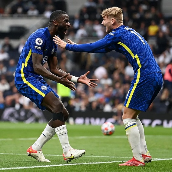 Madrid Siapkan Pra-kontrak untuk Rudiger