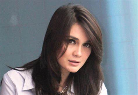 Ditanya Soal Mobil Goyang, Luna Maya: Apa sih Gila, Ganti Tema lain