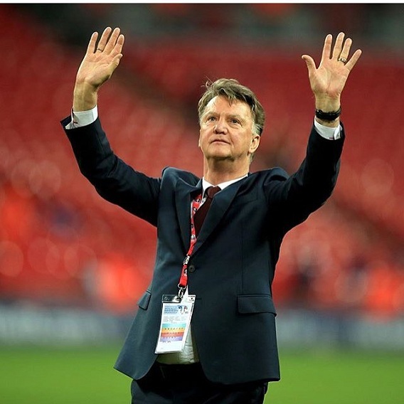 Dukung Koeman, van Gaal Sebut Barca Selalu Salahkan Orang Asing Saat Ada Masalah