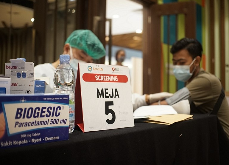 SehatQ dan Biogesic Kembali Gelar Sentra Vaksinasi di BSD City