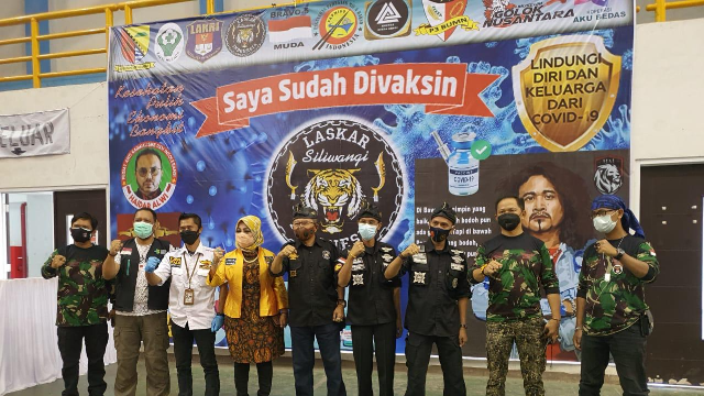 Ketua DPD RI: Percepatan Vaksinasi untuk Tangani Covid Minimal 70 Persen