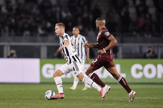 Wow, Spurs Incar Dua Pemain Juve Sekaligus