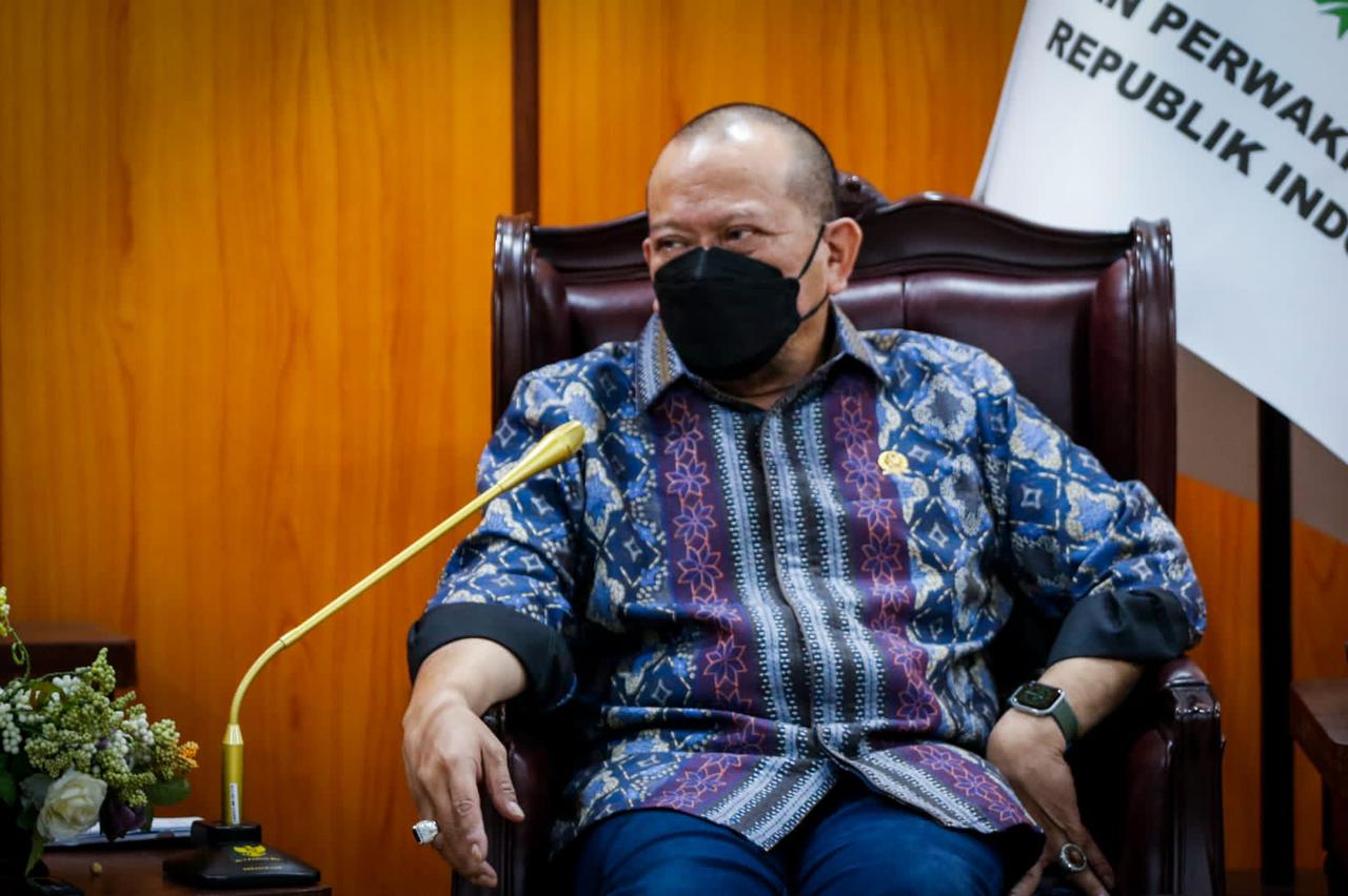 Ketua DPD RI Dukung Kapolri Tindak Tegas Pinjol Ilegal