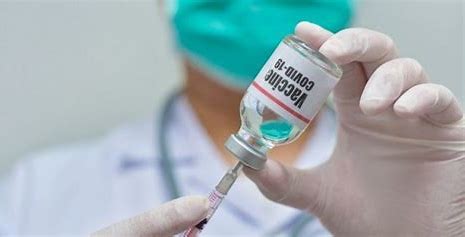 34 persen Warga RI Menolak Vaksin Covid-19, Apa Alasannya?