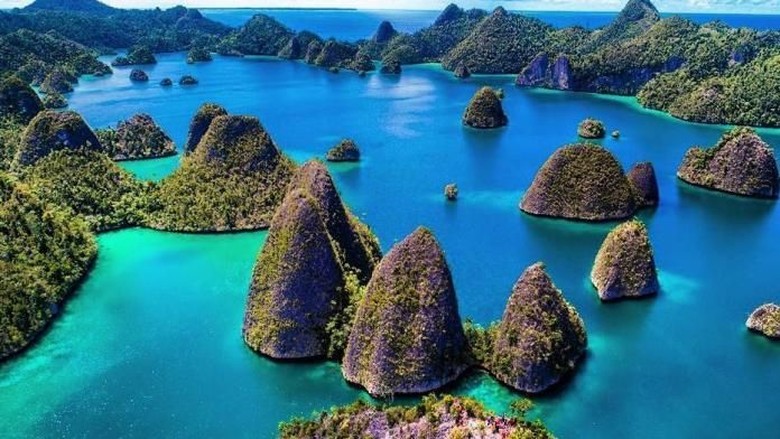 Raja Ampat Surganya Para Wisatawan