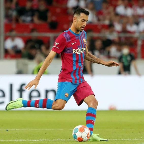 Busquets Jadi Tumbal Kedatangan Kessie?