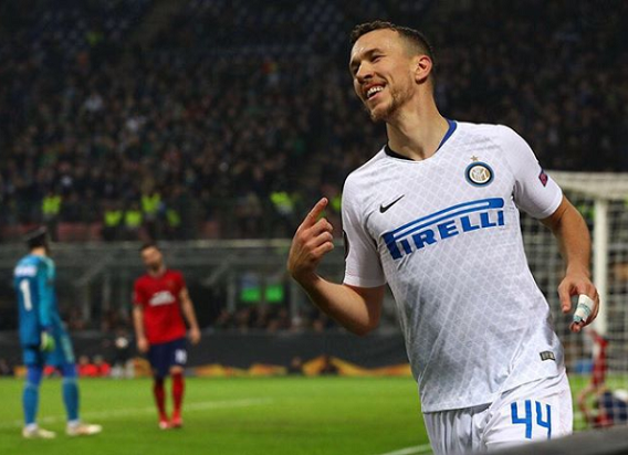 Kejam... Inter Minta Perisic Potong Gaji atau Pergi
