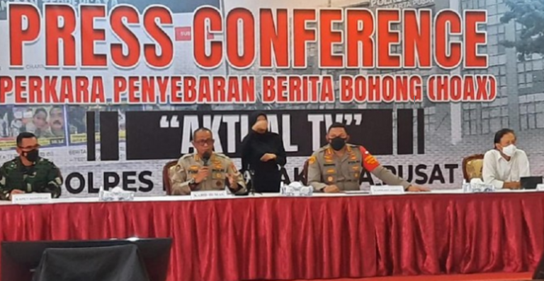 Delapan Bulan Sebar Hoaks Akun YouTube Aktual TV Raup Untung Rp2 Miliar