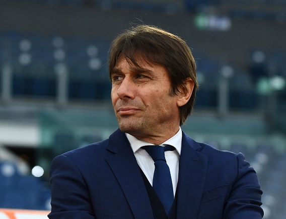 Conte Tunggu Kesempatan Latih MU
