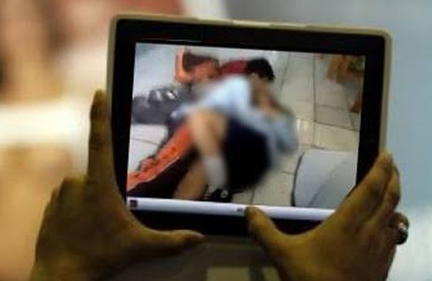 Viral Video Siswa SMA Mesum di Toilet, Kepsek: Benar itu Murid Saya