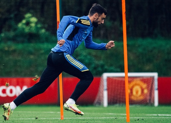 Bruno Fernandes Terancam Absen Lawan Liverpool