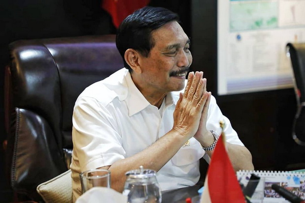 Luhut Minta AS Investasi dan Memproduksi Obat Terapi Covid-19 di RI