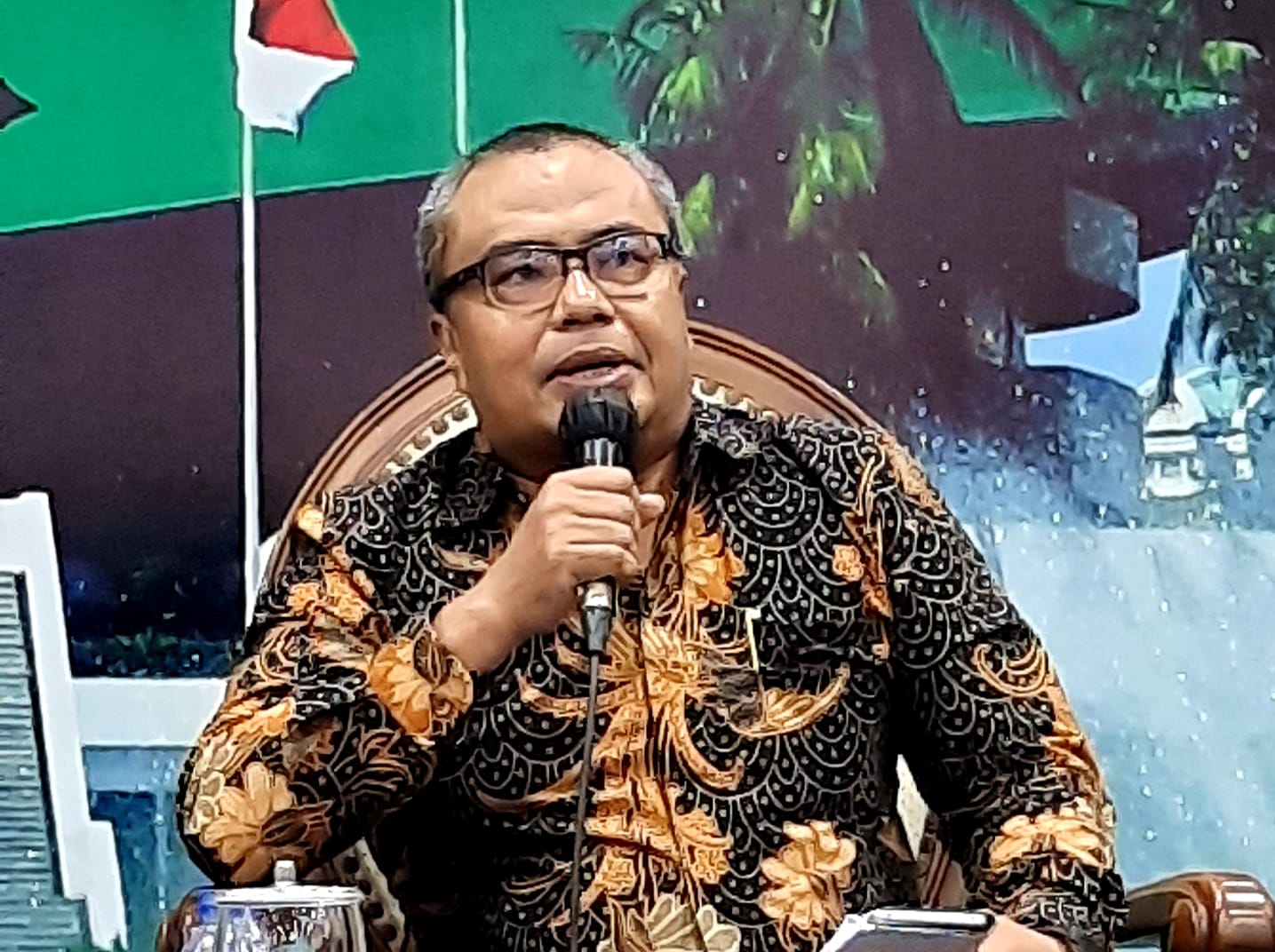  Masyarakat Duga Ada Unsur Bisnis dalam Kewajiban Tes PCR