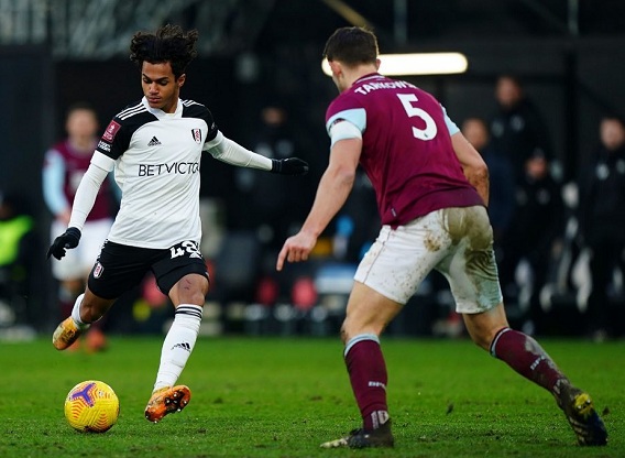 Rumor Transfer : Liverpool Pede Dapatkan Fabio Carvalho