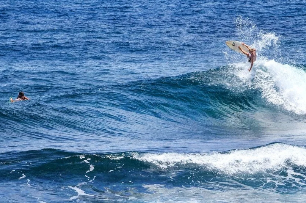 Berselancar dan Mengenal Pulau Siargao Di Filipina
