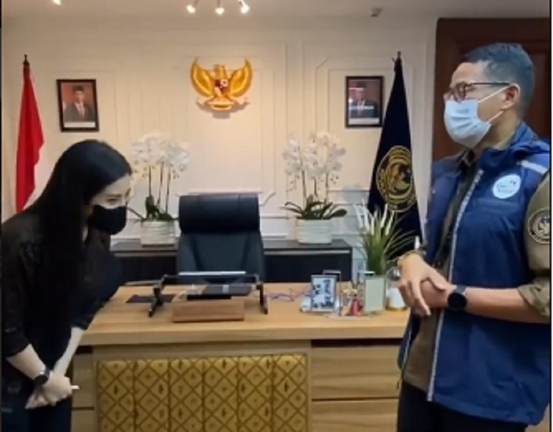 Hadiri Wisuda Anak di AS, Sandiaga Uno Pamit dari Kementerian Parekraf