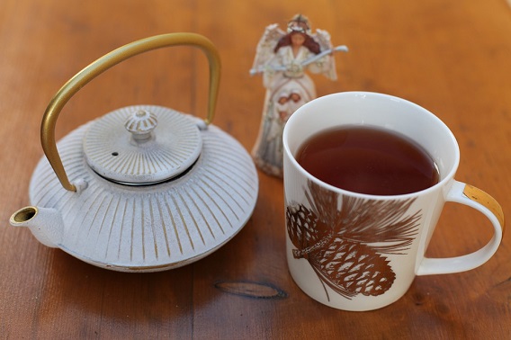 Ternyata, Teh Hangat Bisa Juga Lho untuk Turunkan Tensi