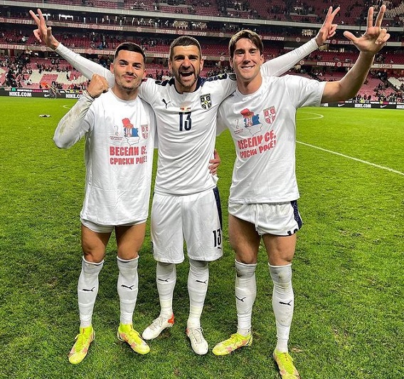 Spurs Pimpin Perburuan Vlahovic