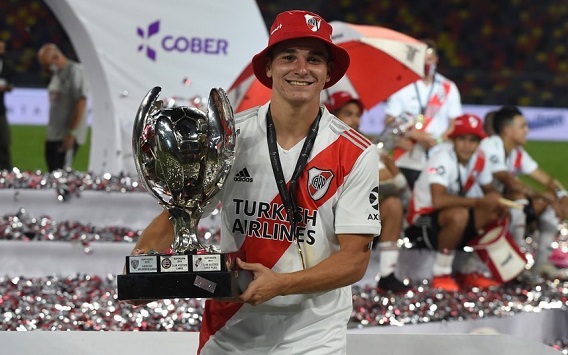 Radar Madrid Bidik Julian Alvarez