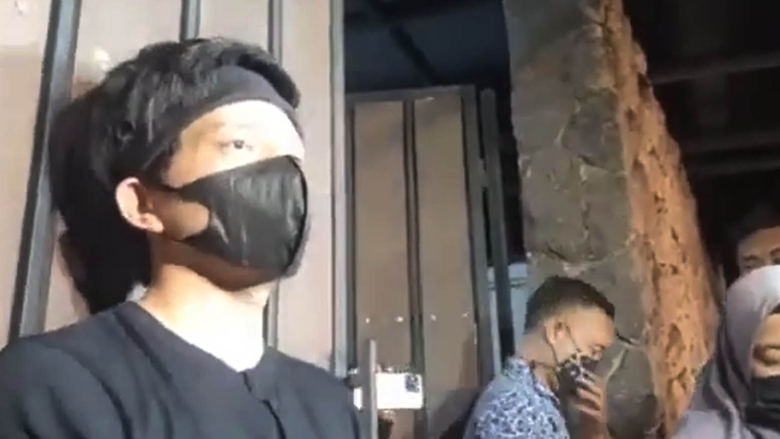 Bukan PRANK!! Atta Sebut Ponsel Rizky Billar Hilang Terjatuh