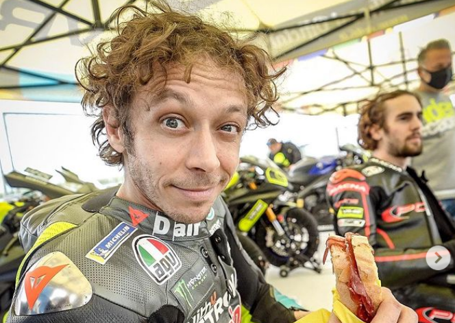 Mantan Pembalap Bayle: Rossi Tak Hengkang Jauh dari Dunia MotoGP 