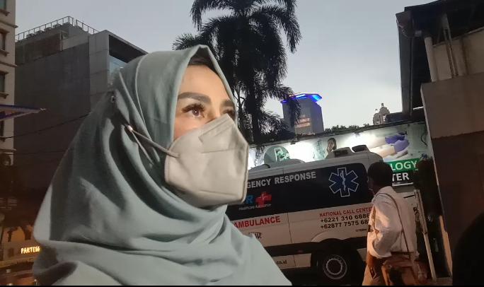 Ibunda Raffi Ahmad Ungkap Kondisi Nagita Slavina Usai Melahirkan