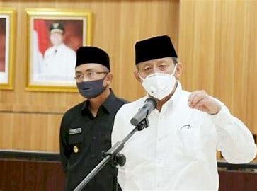 Gubernur Banten Ingatkan Masyarakat Tetap Waspada dan Tidak Lengah Prokes