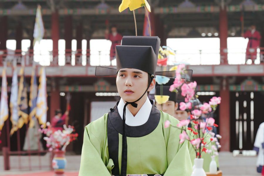 Yoo Seung Ho Menjadi Cendekiawan Cerdas, Nantikan di When Flowers Bloom, I Think of the Moon