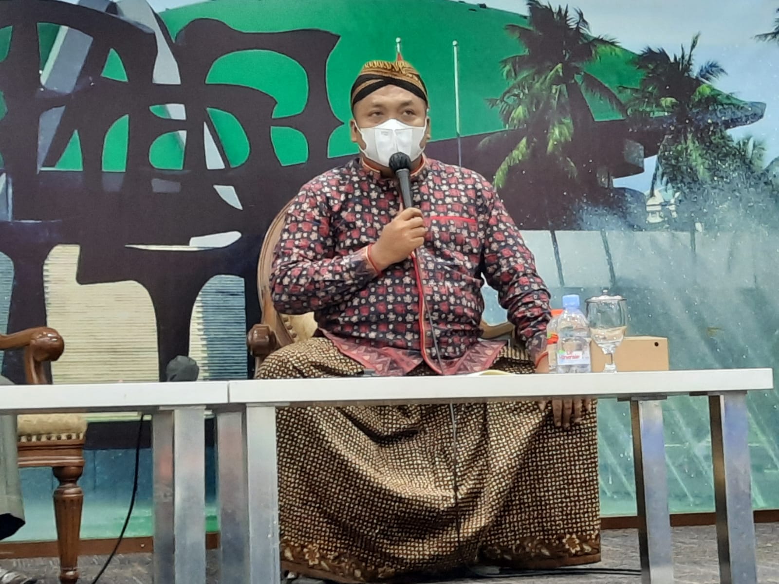 Booster Sebaiknya Digratiskan