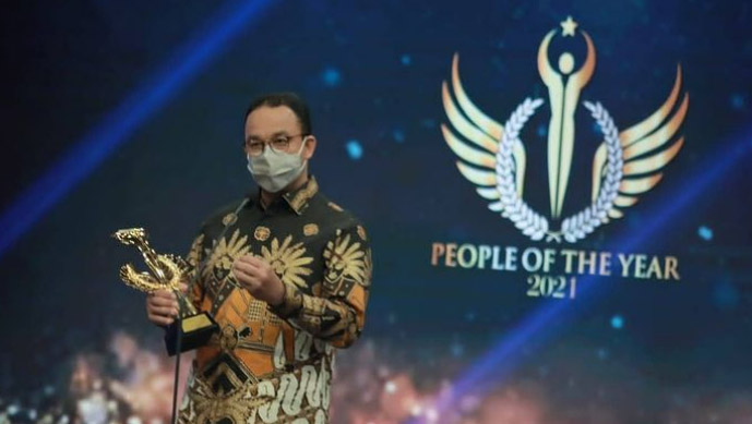 Anies Baswedan Terima Penghargaan 