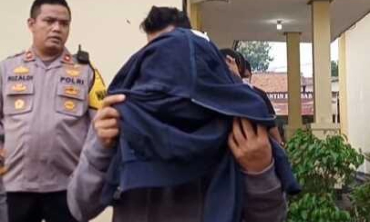 Oknum Anggota DPRD Purwakarta Nyabu Bersama Teman Wanitanya