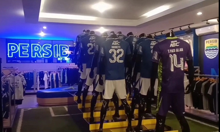 Piala Presiden 2022 Grup C di GBLA: Persib vs Juara Liga 1 2021-2022