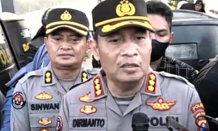 Ratusan Orang Diamankan Polres Jombang  dari Ponpes Shiddiqiyah Ploso Lantaran Halangi Upaya Jemput Paksa Tersangka Pencabulan Santriwati
